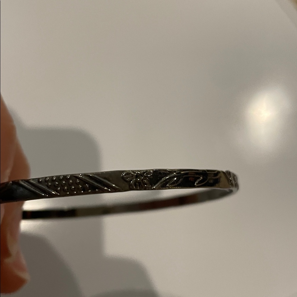 Silver Bangle Bracelet Set - Picture 3 of 4